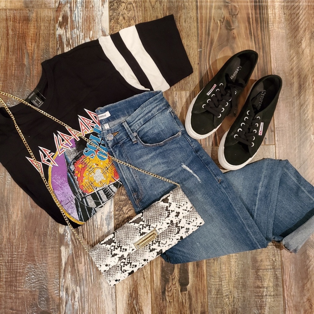Good American 'Good Cuts' Cropped Straight Jeans